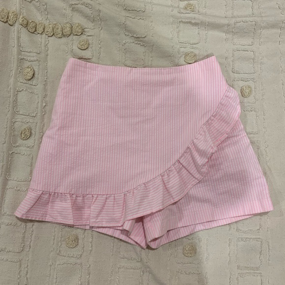 Lilly Pulitzer Faye Skort in Capri Coral Seersucker - Picture 4 of 12